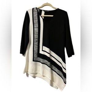 Ming Wang sweater  Asymmetrical Hem